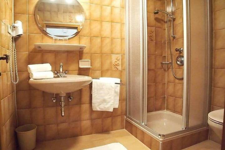 Ganze Wohnung, App4-Appartement mit tollem Bergblick in Sankt Georgen, Bruneck