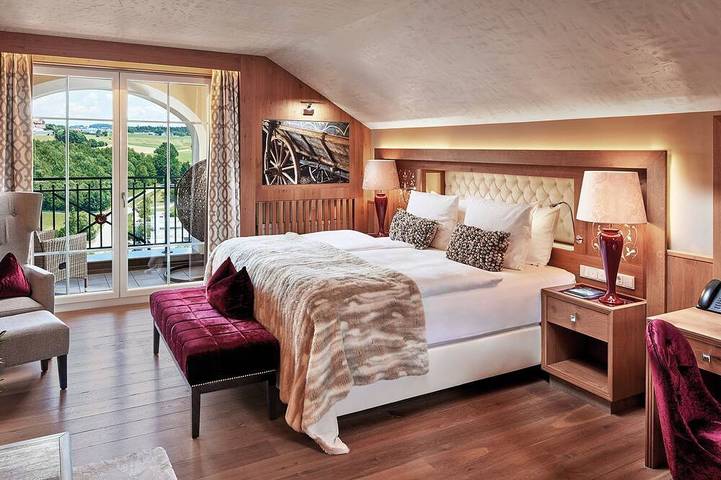 Ferienhaus für 2 Personen, mit Balkon und Garten sowie Pool, mit Haustier - 1