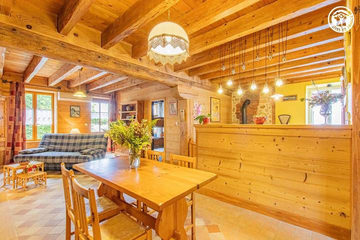 Gîte pour 4 personnes, avec jardin et terrasse, animaux acceptés - 1