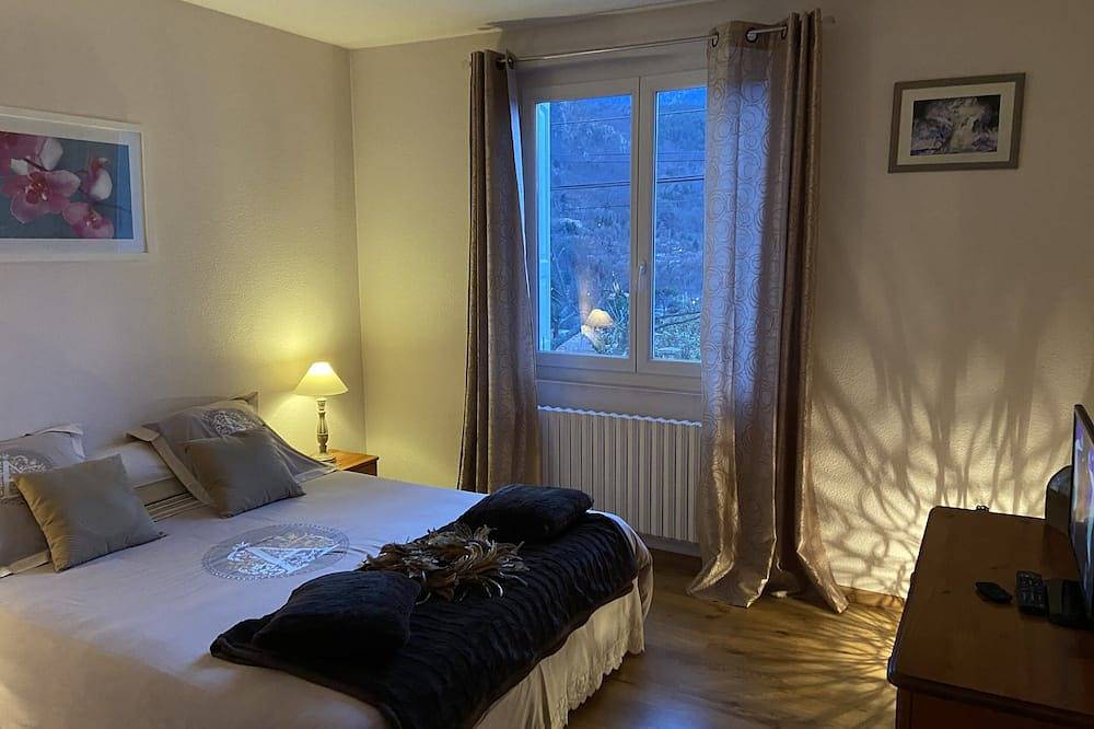 Character house at the foot of the canigou in Vernet-les-Bains, Parc naturel régional des Pyrénées catalanes