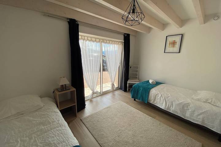 Gîte pour 10 personnes, avec jardin ainsi que sauna et terrasse à Vagney - 3