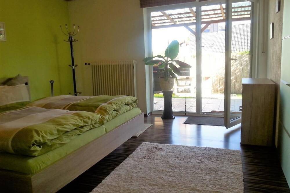 Ganze Wohnung, In Viereth mit Garten und Terrasse in Viereth-Trunstadt, Fränkisches Weinland