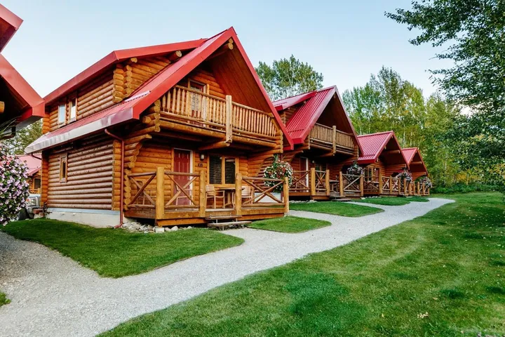 Lodge pour 10 personnes, avec jardin et piscine, animaux acceptés - 1