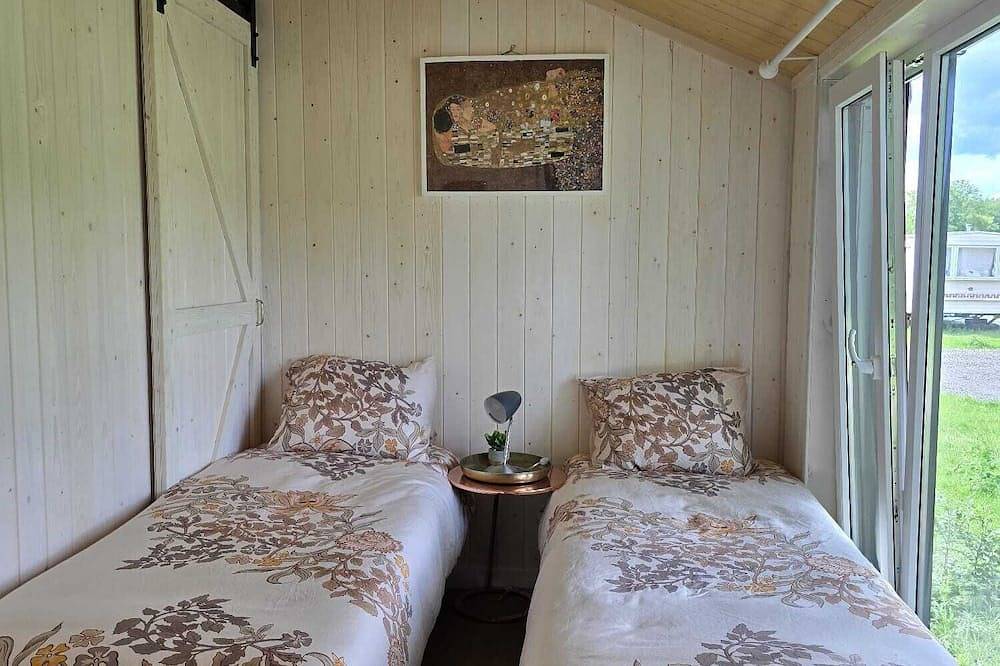 Tiny House Drents-Friese Wold with terrace and parking lot in Drenthe