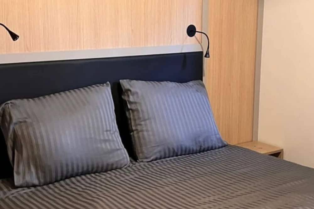 Amplio chalet con terraza - 8 pers. in Saint-Girons (Ariège), Parque Natural Regional de los Pirineos de Ariège