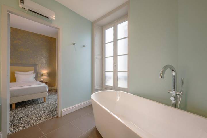 Hôtel pour 2 personnes, avec jardin à Cognac - 4