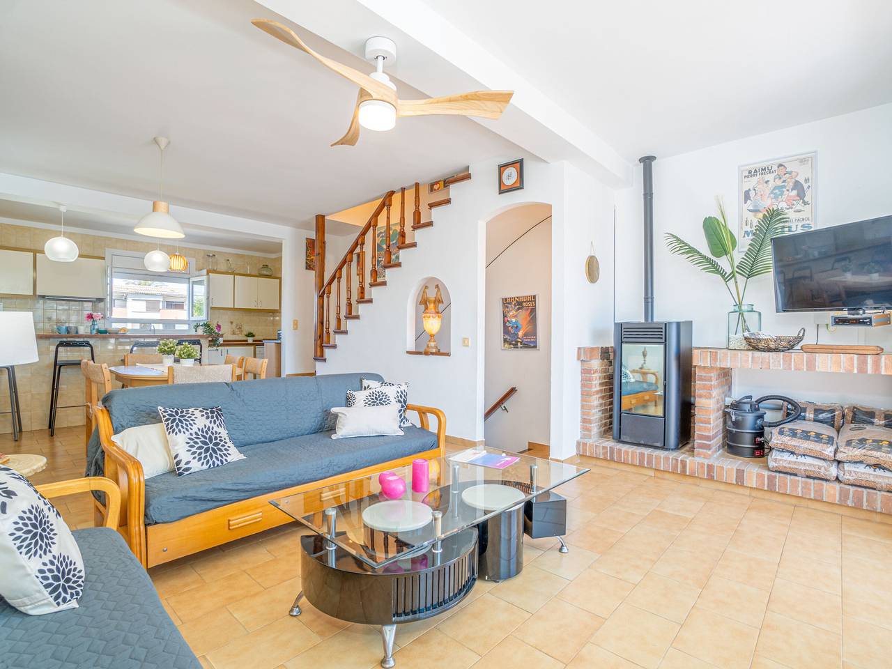 Villa à Empuriabrava 8 pers, bord du canal, garage privé & amarre, à 850 m de la plage in Empuriabrava, Haut-Ampurdan