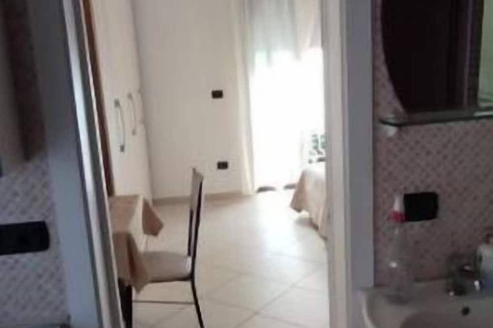 B&B San Salvo Matrimoniale piccola in San Salvo, Provincia de Chieti