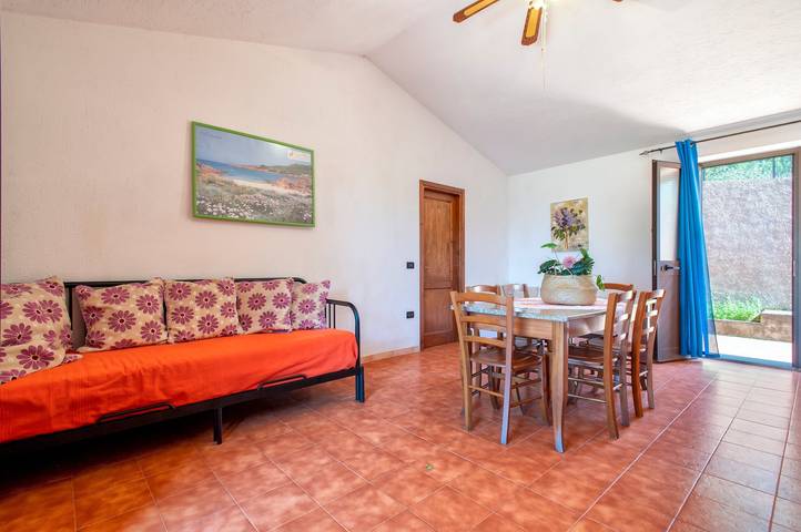 Maison de vacances "La casa vista isola 2" avec vue sur la mer, terrasse et jardin in Pischinazza, Trinità d'Agultu e Vignola