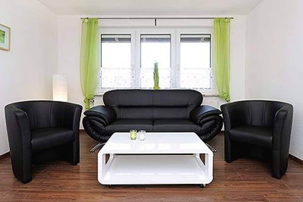 Ganze Wohnung, Ferienwohnung Jan van Gent - Haus Hafenromantik in Neuharlingersiel in Neuharlingersiel, Nordseeküste