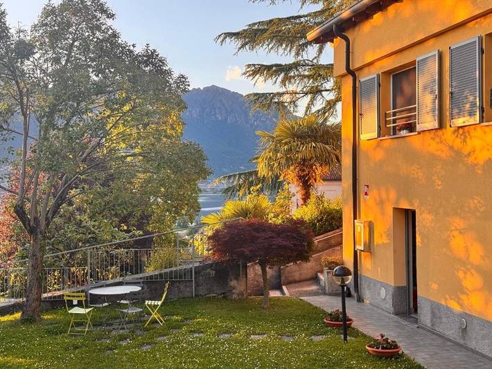 Appartamento per 5 persone, con Terrazza e Giardino nonché Vista lago e Panorama a Oggiono