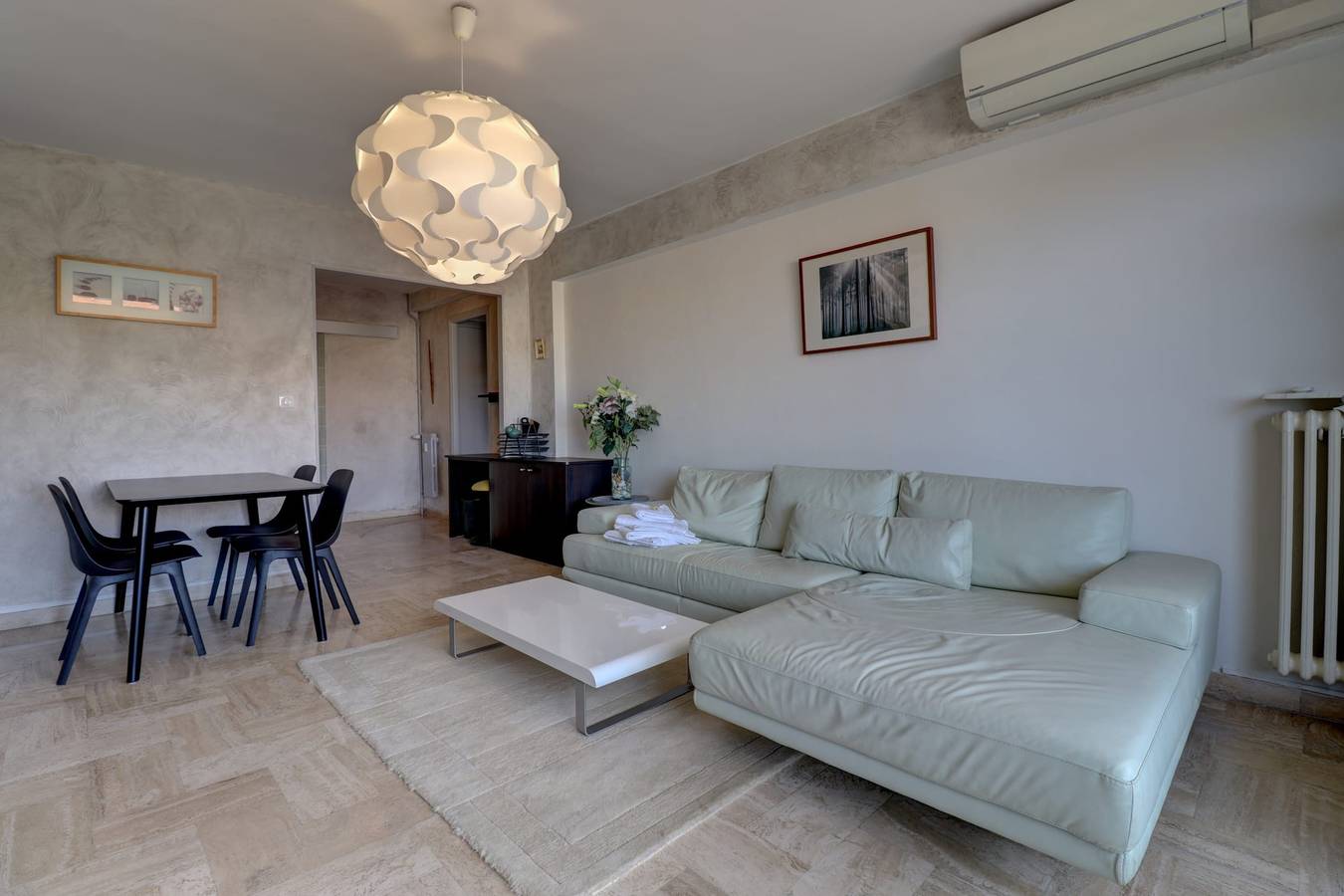 Hel lejlighed, Ferielejlighed for 4 personer med balkon in Antibes, Cannes og omegn