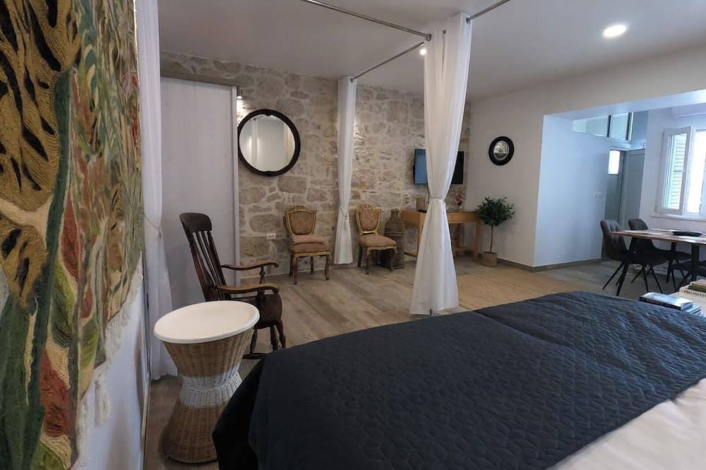 Ganze Wohnung, Harbour View House Studio Apartment in Raslina, Šibenik-Knin