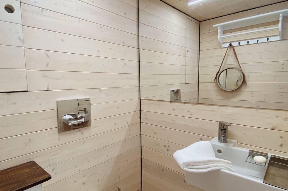 Gemütliches und romantisches Hausboot in bester Lage mit Kamin und Sauna. in Brandenburg an der Havel