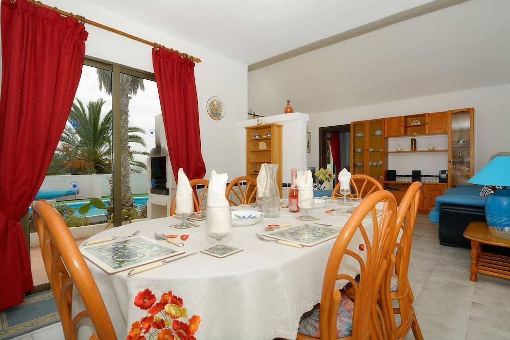 Casa Cobra in Nazaret, Teguise