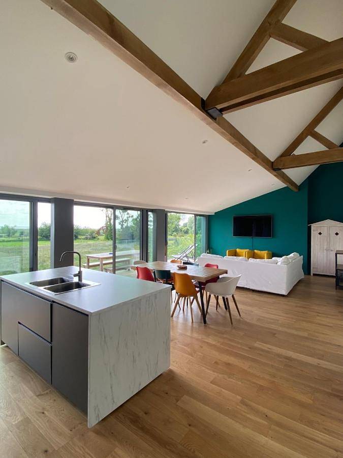Gîte pour 7 personnes, avec terrasse et vue dans Plage du Bec d'Andaine
