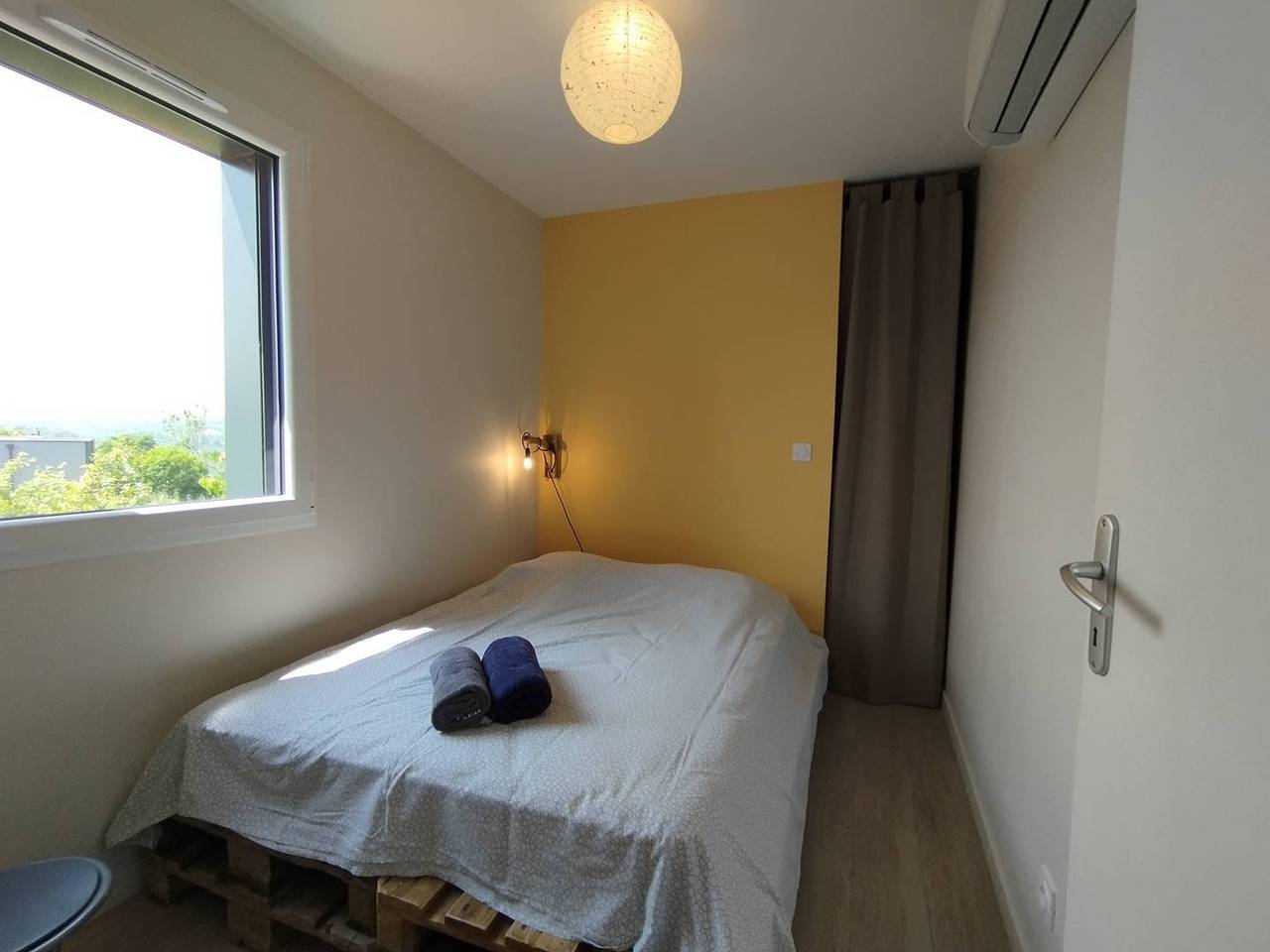Le Sarlat, eco-designed accommodation, 7 people in Souillac, Lot