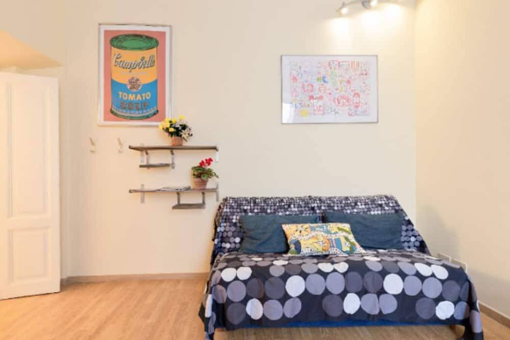 Ganze Wohnung, Schöne Wohnung hinter dem Kolosseum und den Kaiserforen in Rom Zentrum, Rom