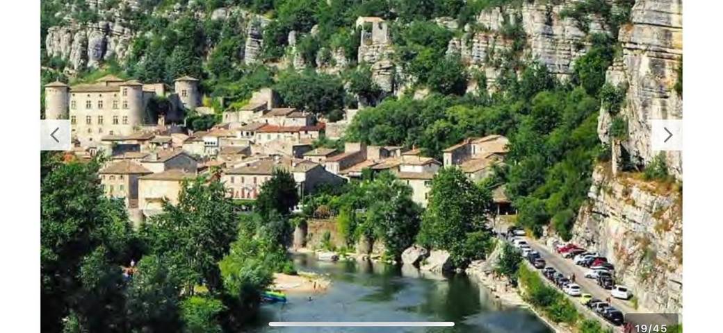 Location de vacances pour 4 personnes, avec jardin ainsi que piscine et vue à Vogüé - 3