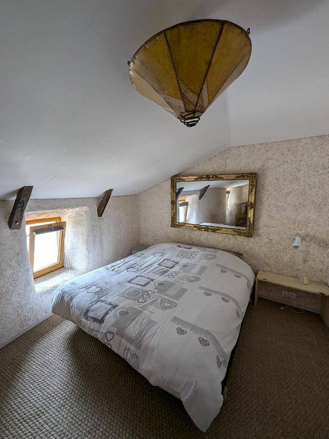 Location de vacances pour 4 personnes, avec vue et terrasse à Labastide-sur-Bésorgues - 2