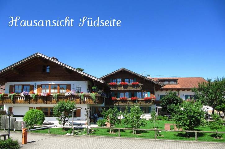 Ferienhaus für 3 Personen, mit Balkon und Terrasse sowie Garten und Seeblick in Schwangau