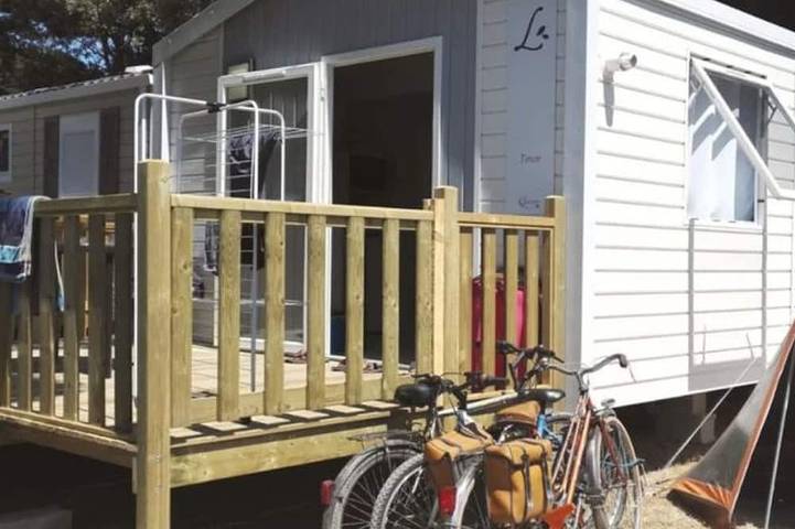 Camping pour 4 personnes dans Côte de Jade