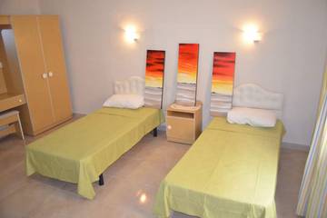 Villa voor 7 Personen in Mellieha, Malta, Afbeelding 2