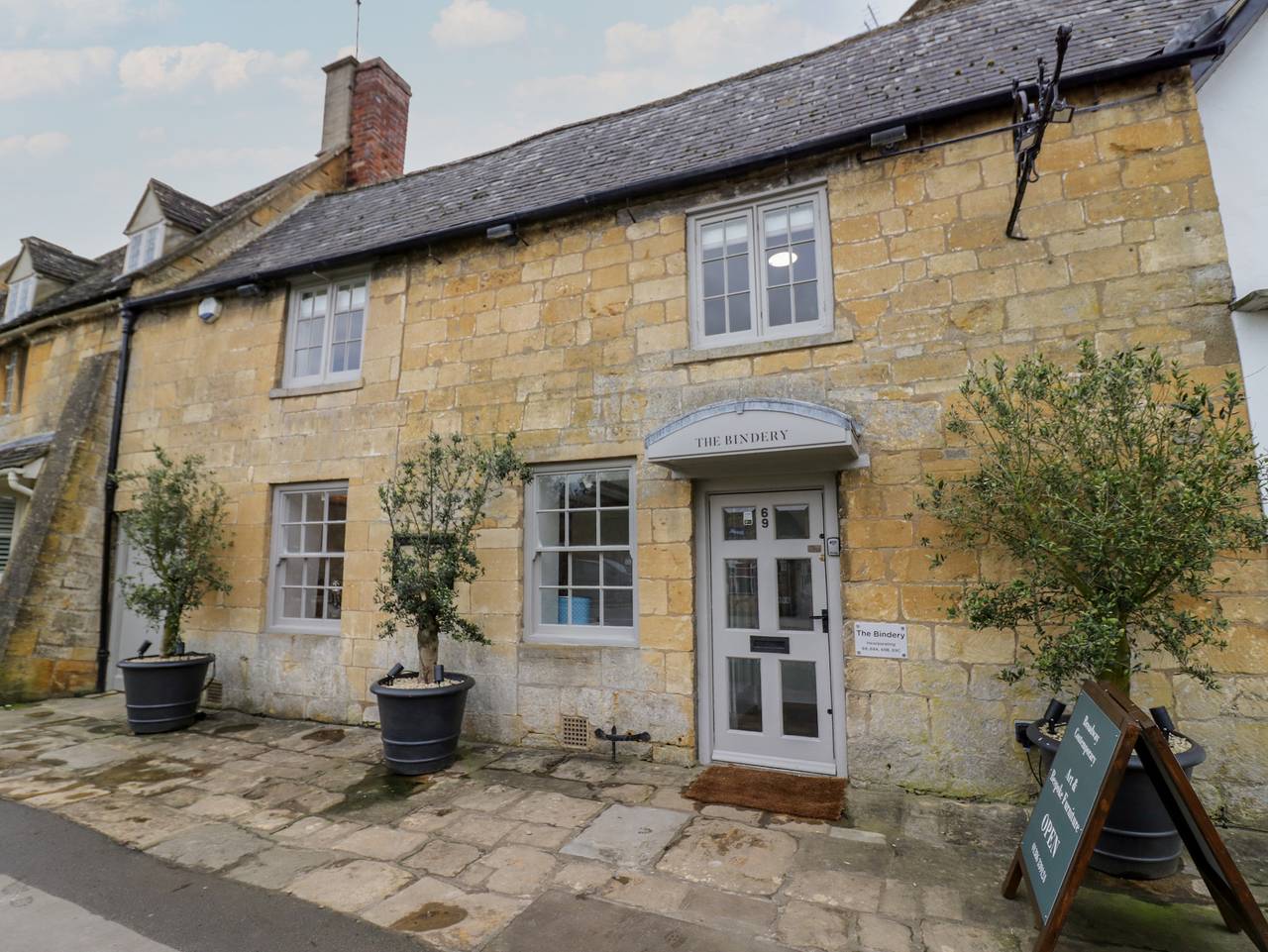 Entire apartment, The Bindery in Broadway (Worcestershire), Worcestershire