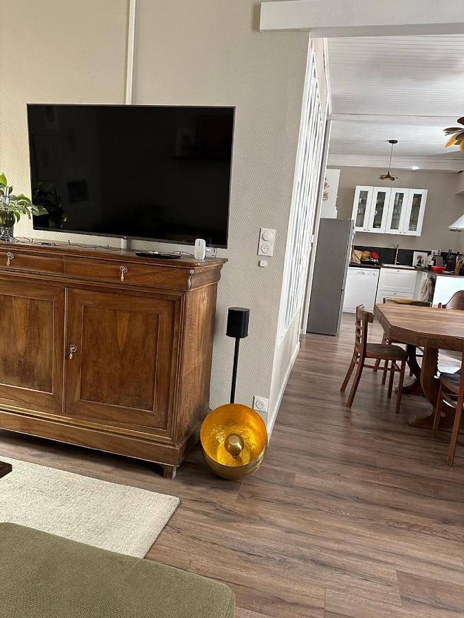 Location de vacances pour 8 personnes, avec terrasse, adapté aux familles dans Theatre Du Balcon - 4