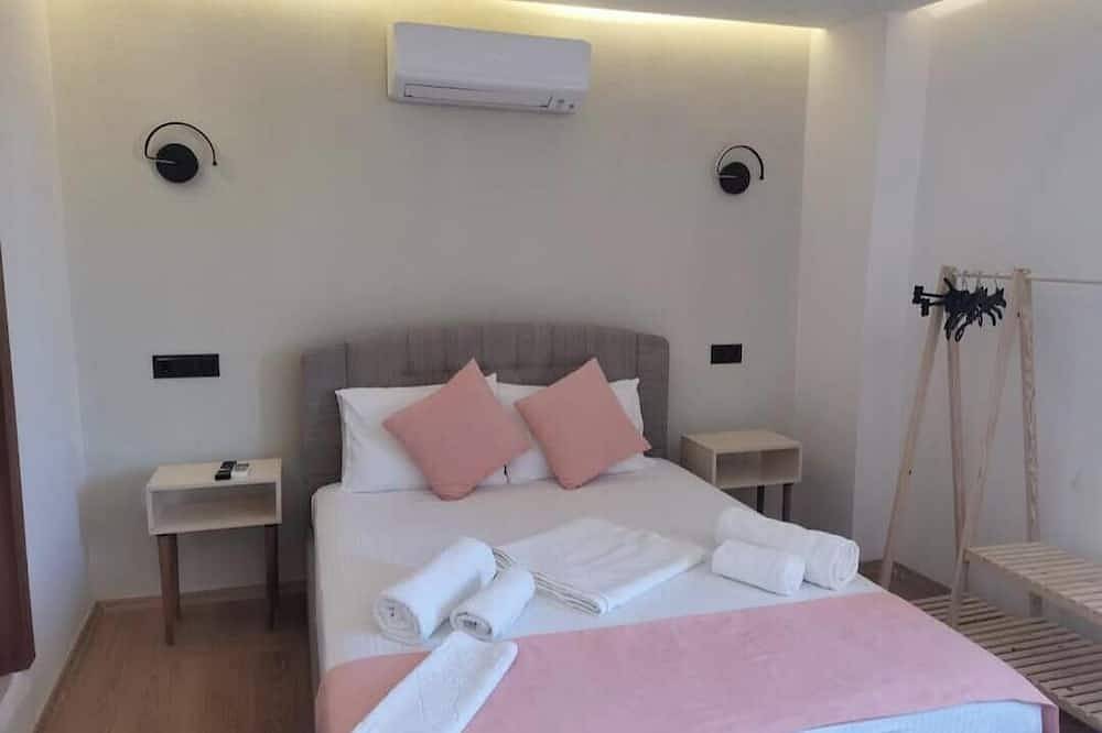 Ganze Wohnung, Işletmemiz 2 odalıiki odamızda banyo ve ilave yatak mevcut. in Provinz Izmir