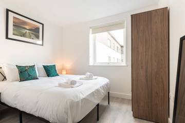Apartment for 2 People in Bradford, West Yorkshire, Photo 1