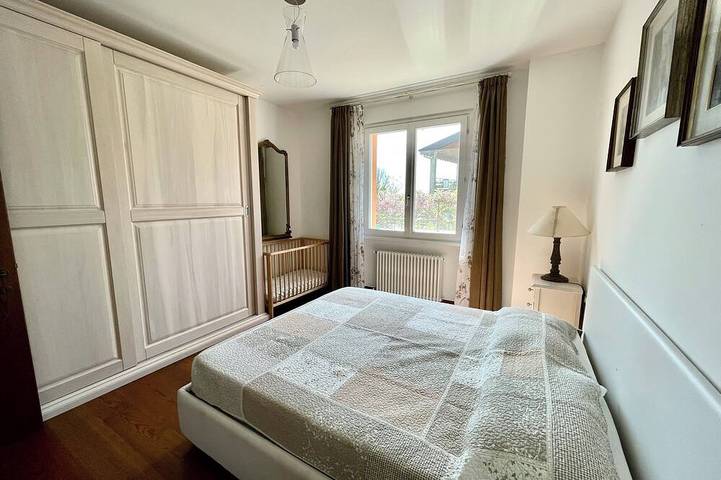 Luxusvilla mit Pool und Seeblick in Manerba del Garda, Gardasee-Berge