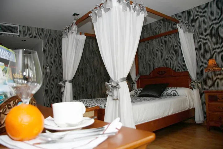Gästehaus für 2 Personen, mit Balkon und Whirlpool - 1