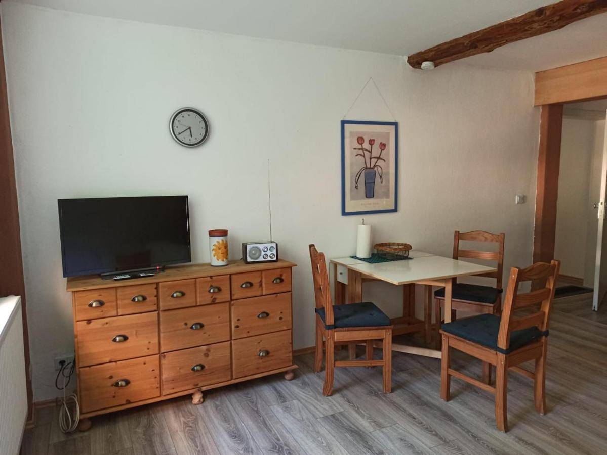 Ganze Wohnung, Ferienwohnung Baunatal - ruhiges Apartment am Ende einer Sackgasse in Baunatal, Hessisches Bergland