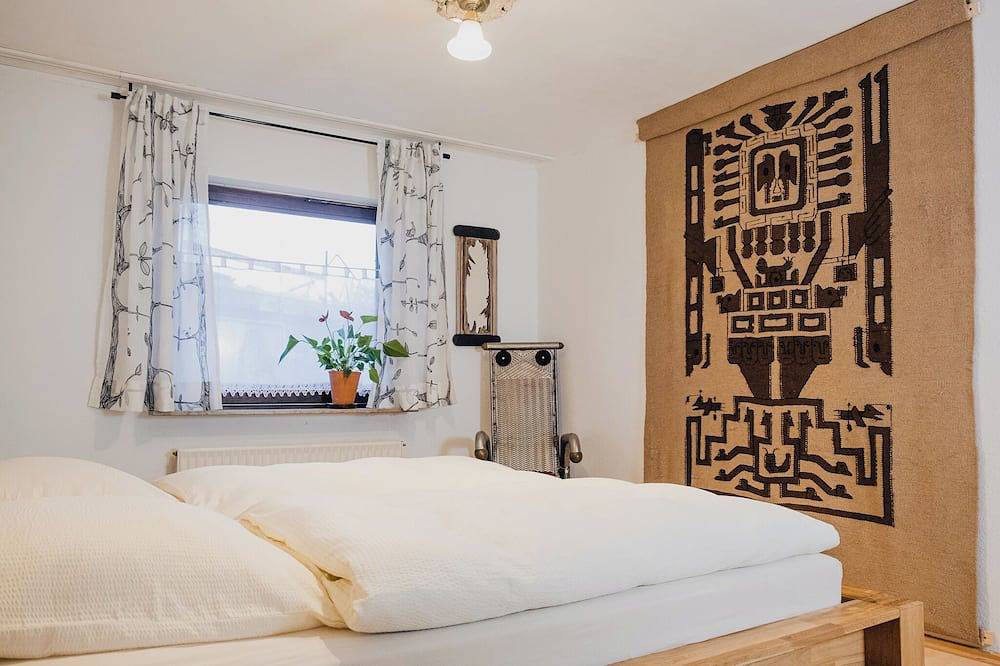 Ganze Wohnung, Gemütliche Ferienwohnung mit besonderen Flair in der Glücksgemeinde Schömberg in Schömberg, Nordschwarzwald