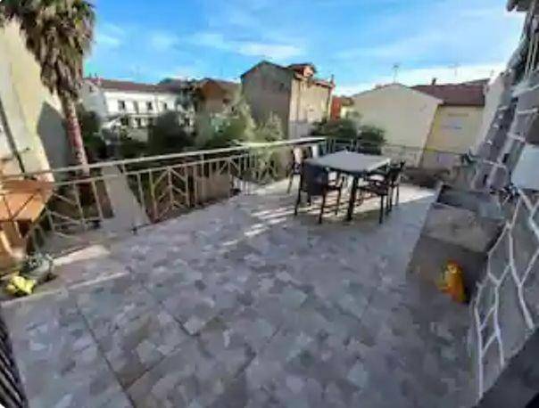 Apartamento para 6 personas, con Balcón además de Terraza y Vistas en Sotillo de la Adrada
