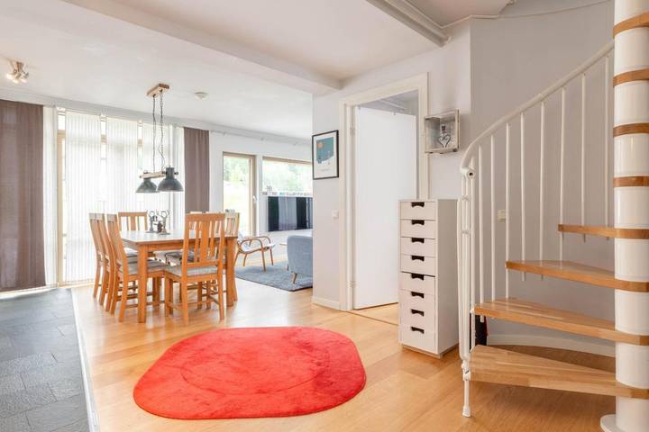 Lägenhet för 6 Personer, med utsikt samt terass och sjöutsikt och bastu i Åre