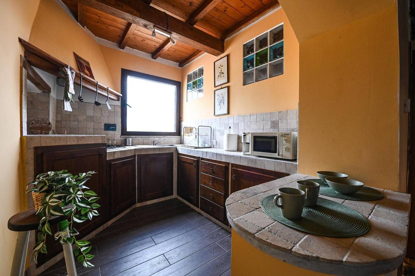 Ganze Wohnung, La Casa del Nocciolo Capranica – Stilvolles Apartment im Herzen der Altstadt in Capranica, Viterbo Provinz