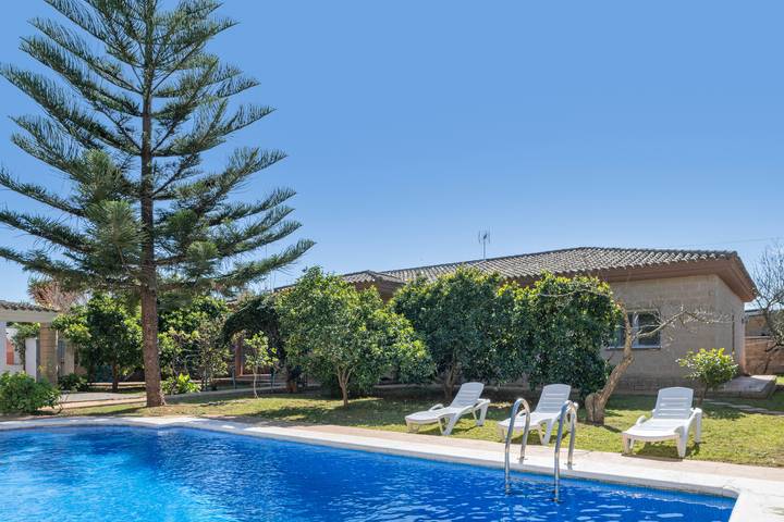 Holiday home for 12 people, with garden - 1