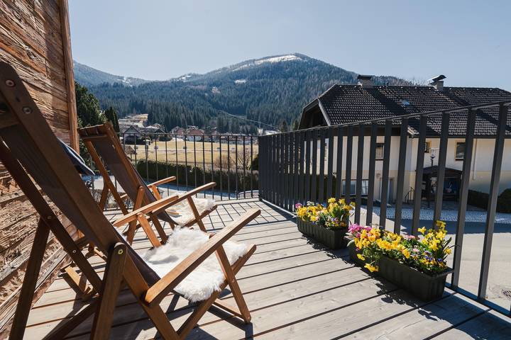 Chalet für 12 Personen, mit Ausblick und Balkon, kinderfreundlich in Bad Kleinkirchheim - 2