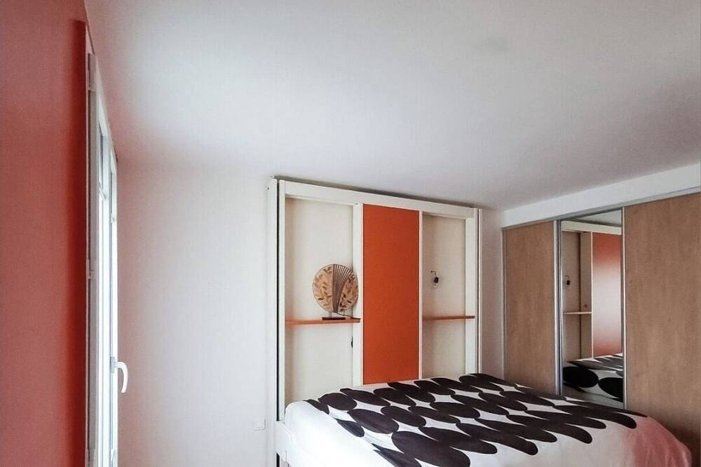 Appartement entier, Appartement situé a 10 Minut du centre de Paris ,ligne 14 direct pour l'aeroport in Clichy, Hauts-de-Seine