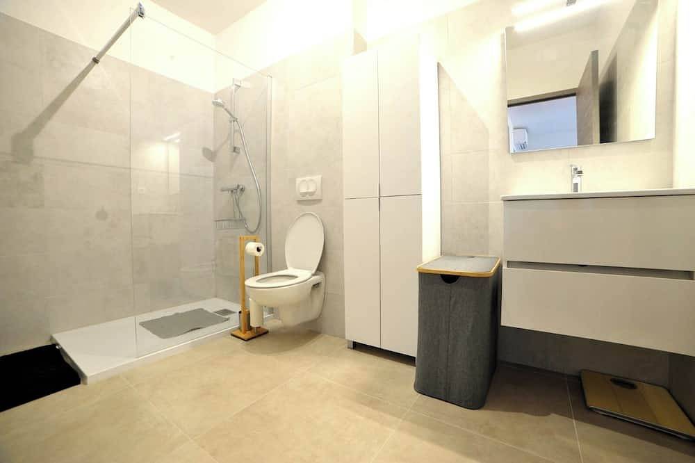 Entire apartment, T2 apartment close to all amenities 5 min from pinarello beach in Sainte-Lucie de Porto-Vecchio, Zonza
