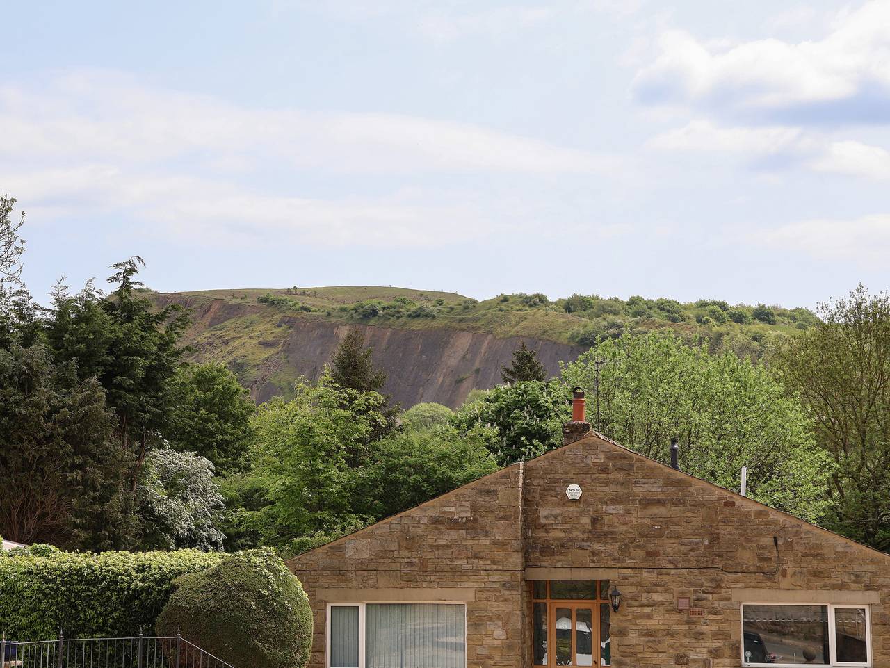 No. 4 Embsay in Embsay, Yorkshire Dales National Park