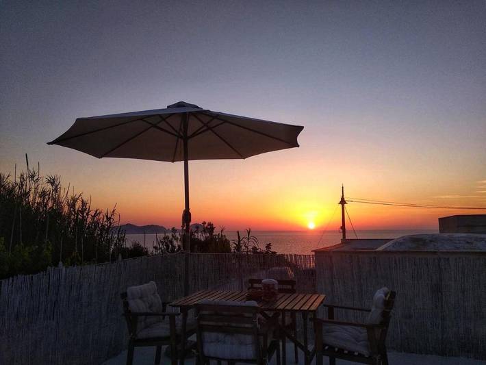 Gîte pour 4 personnes, avec terrasse et vue à Ponza