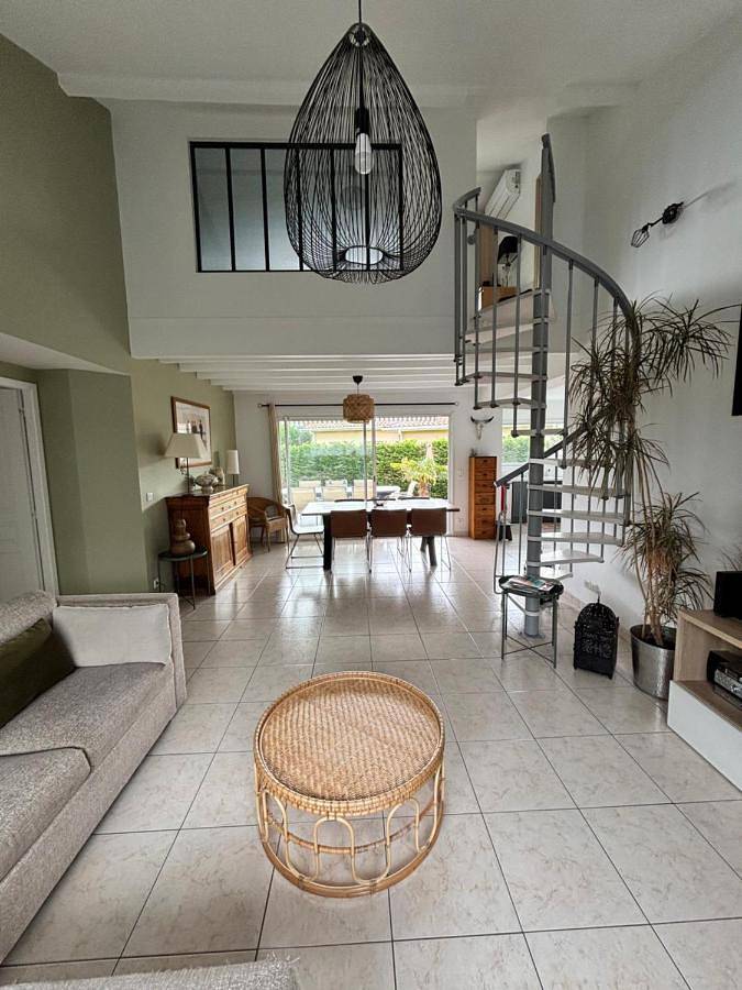 Location de vacances pour 9 personnes, avec jardin, animaux acceptés à Tosse - 2