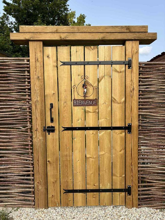 La Cabane Mini Enchantée ! in Thenay, Sologne