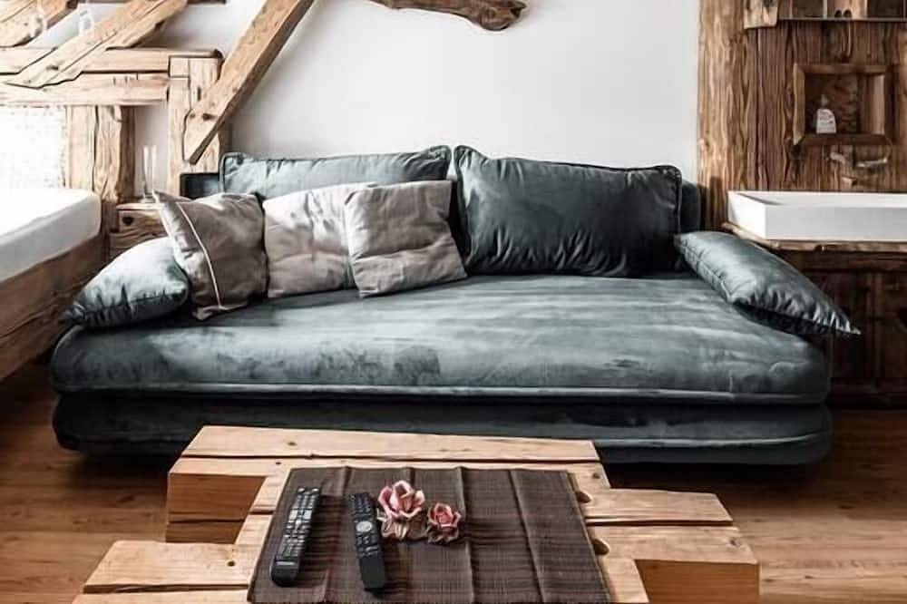 Ganze Wohnung, Altholz-Apartment - Nationalpark Kalkalpen in Ramsau (Molln), Molln