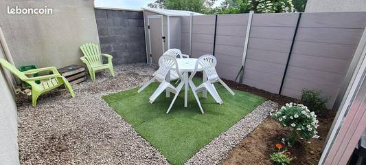 Gîte pour 4 personnes, avec terrasse dans Yves