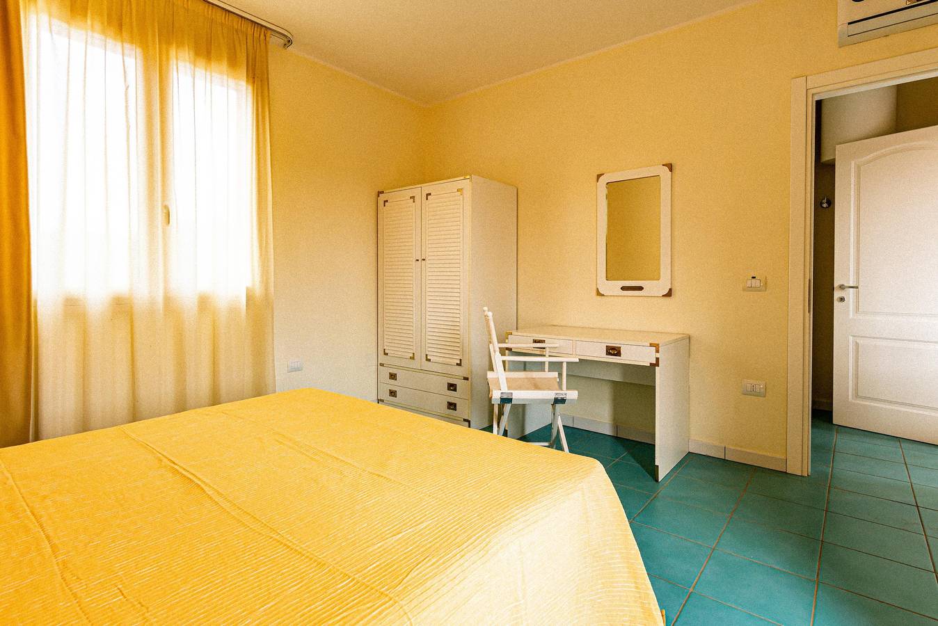 Appartamento intero, Appartamento La Pergola al Cavo 10 vicino alla spiaggia con piscina condivisa e Wi-Fi in Cavo, Isola d'Elba