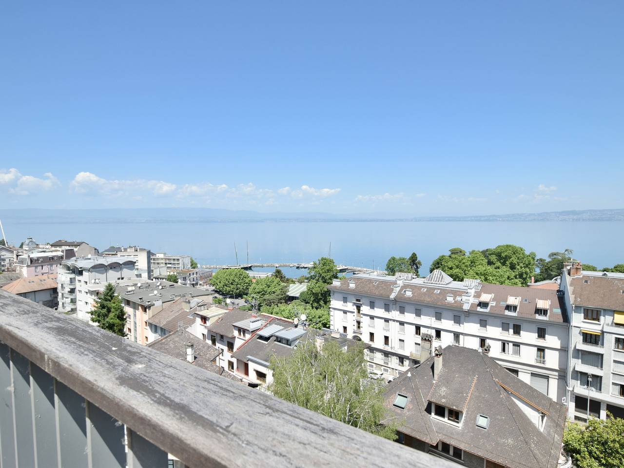 Apartamento entero, Dãºplex moderno, vista panorã¡mica - 6 pers. in Évian-les-Bains, Thonon-les-Bains region